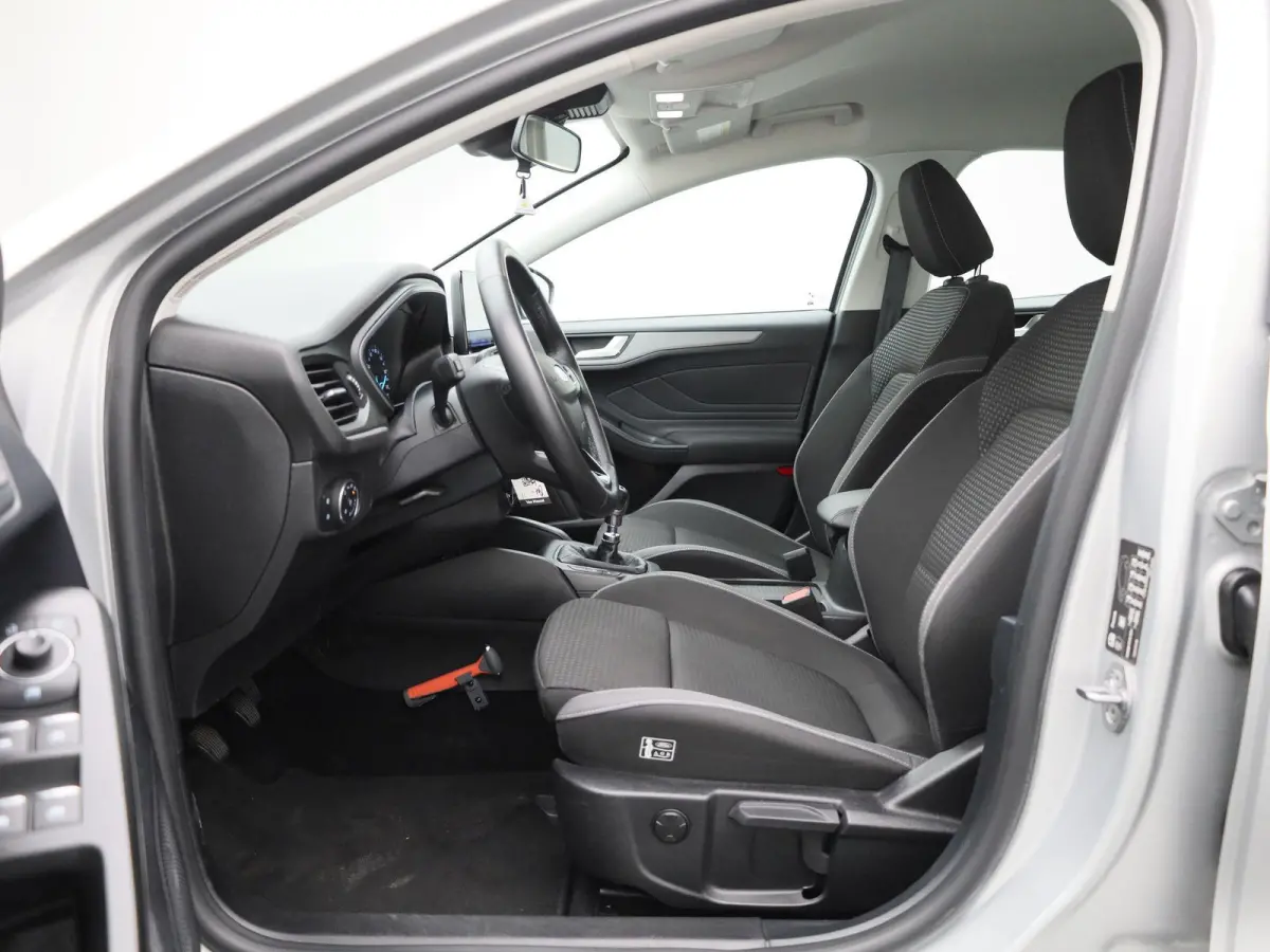 1.0 EcoBoost MHEV Connected | Navigatie | Airco | Cruise Control | Parkeersensoren |