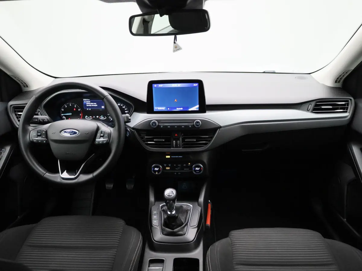1.0 EcoBoost Hybrid Titanium Style | Navigatie | Climate Control | Parkeersensoren | Cruise Control |