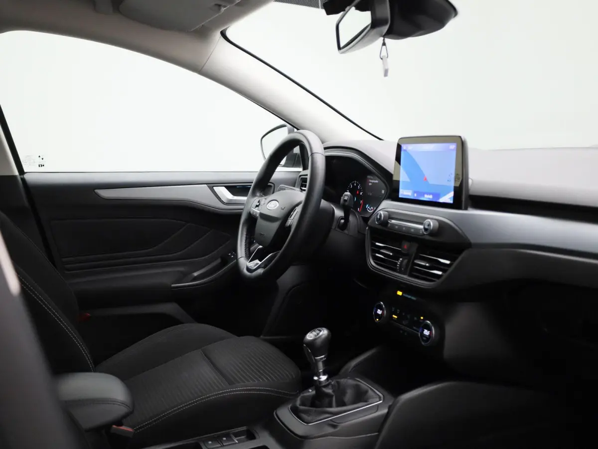1.0 EcoBoost Hybrid Titanium Style | Navigatie | Climate Control | Parkeersensoren | Cruise Control |
