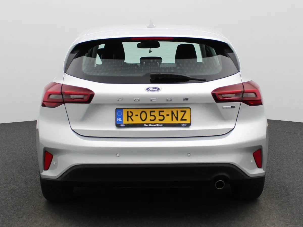 1.0 EcoBoost Hybrid Titanium Style | Navigatie | Climate Control | Parkeersensoren | Cruise Control |