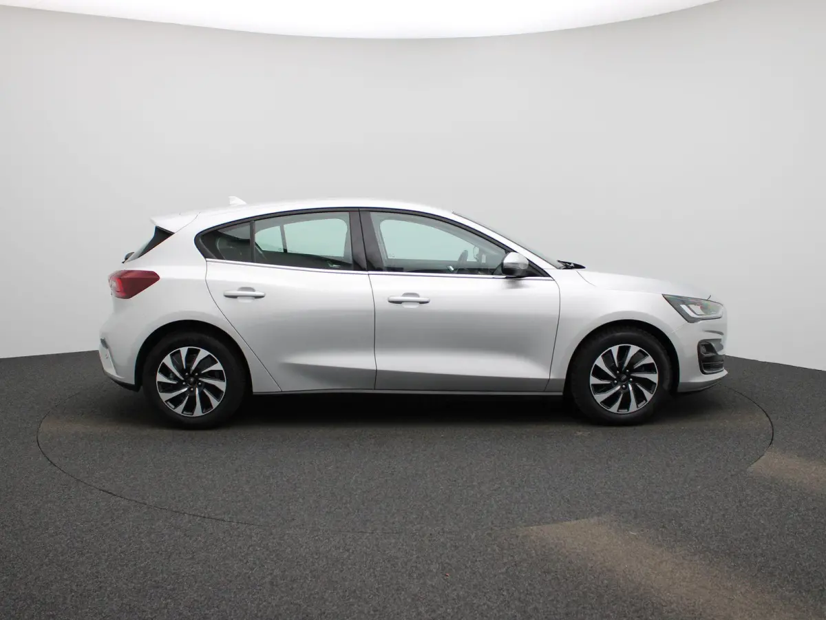 1.0 EcoBoost Hybrid Titanium Style | Navigatie | Climate Control | Parkeersensoren | Cruise Control |