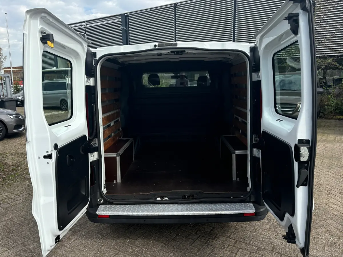 1.6 CDTI Euro 6 L2H1 Edition- Dubbel Cabine, 6 Pers, Camera, Clima, Cruise, Park Assist