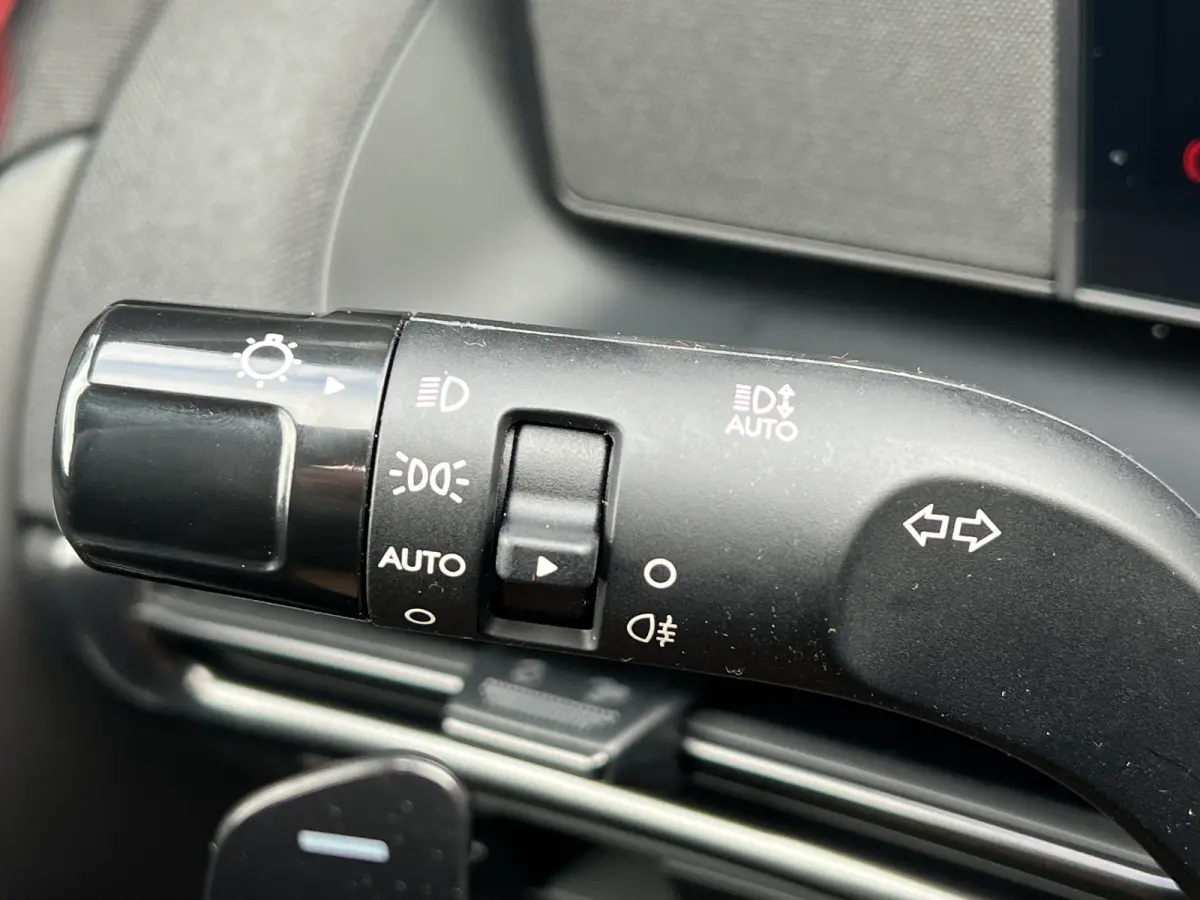 1.6 T-GDI PHEV 252pk N-Line Sky Business | Schuifdak | Dodehoekdetectie | Stoelverwarming | Stuurverwarming | Draadloos carplay | 19'' Velgen | Alcantara lederen bekleding | Camera | Premium