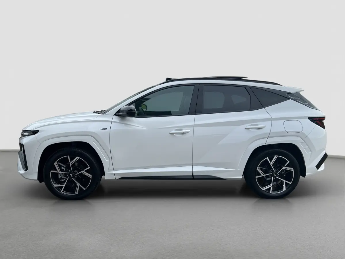 1.6 T-GDI PHEV 252pk N-Line Sky Business | Schuifdak | Dodehoekdetectie | Stoelverwarming | Stuurverwarming | Draadloos carplay | 19'' Velgen | Alcantara lederen bekleding | Camera | Premium