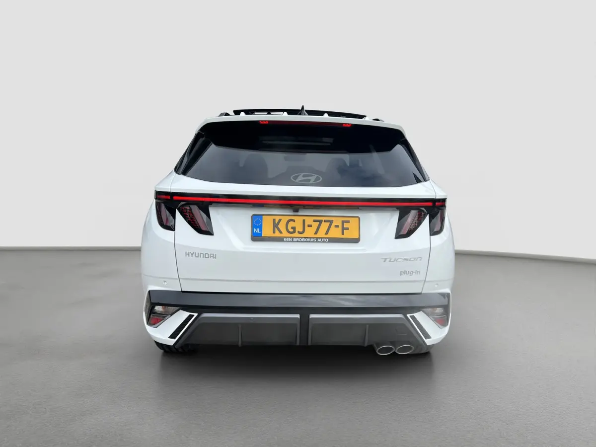 1.6 T-GDI PHEV 252pk N-Line Sky Business | Schuifdak | Dodehoekdetectie | Stoelverwarming | Stuurverwarming | Draadloos carplay | 19'' Velgen | Alcantara lederen bekleding | Camera | Premium