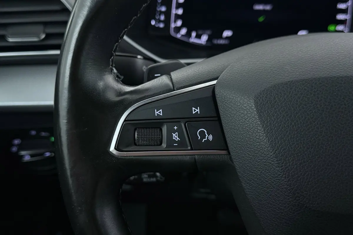 1.5 TSI Style 7p. | Uitklap Trekhaak | Org NL | Stoelverwarming | CarPlay | Camera | Digital Cockpit |