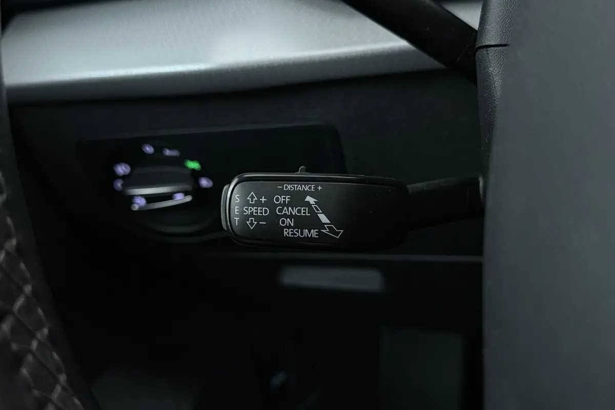 1.5 TSI Style 7p. | Uitklap Trekhaak | Org NL | Stoelverwarming | CarPlay | Camera | Digital Cockpit |