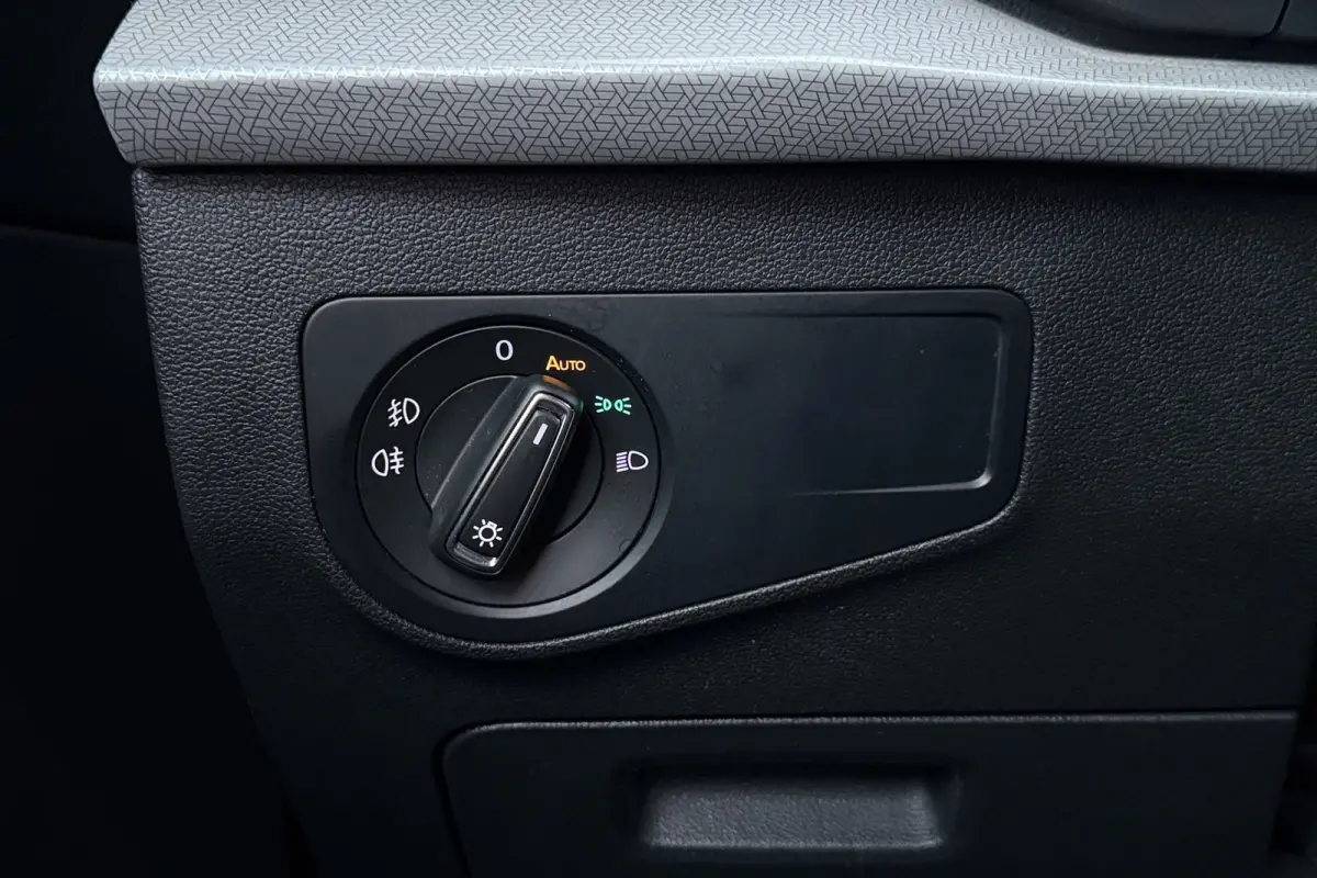 1.5 TSI Style 7p. | Uitklap Trekhaak | Org NL | Stoelverwarming | CarPlay | Camera | Digital Cockpit |