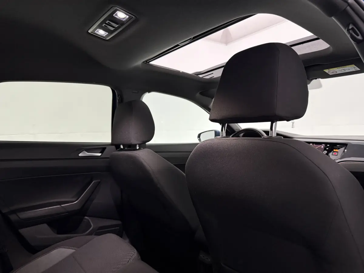 1.0 TSI R-line | Pano | Virtual | Carplay | Cruise | Clima | Parkeersens.