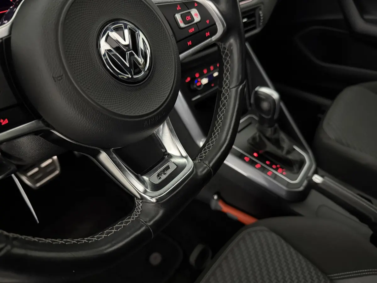 1.0 TSI R-line | Pano | Virtual | Carplay | Cruise | Clima | Parkeersens.