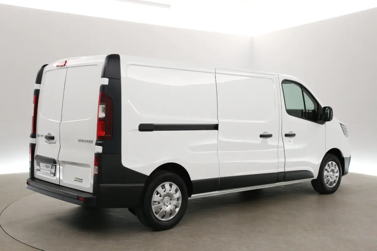 2.0 dCi L2H1 | Airco | Cruise | 3 Zits | Carplay | LED | Navi | Parkeersens.