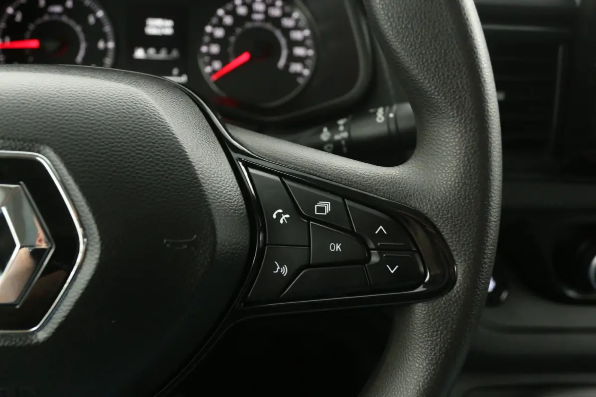 2.0 dCi L2H1 | Airco | Cruise | 3 Zits | Carplay | LED | Navi | Parkeersens.