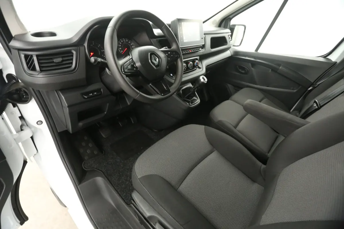 2.0 dCi L2H1 | Airco | Cruise | 3 Zits | Carplay | LED | Navi | Parkeersens.