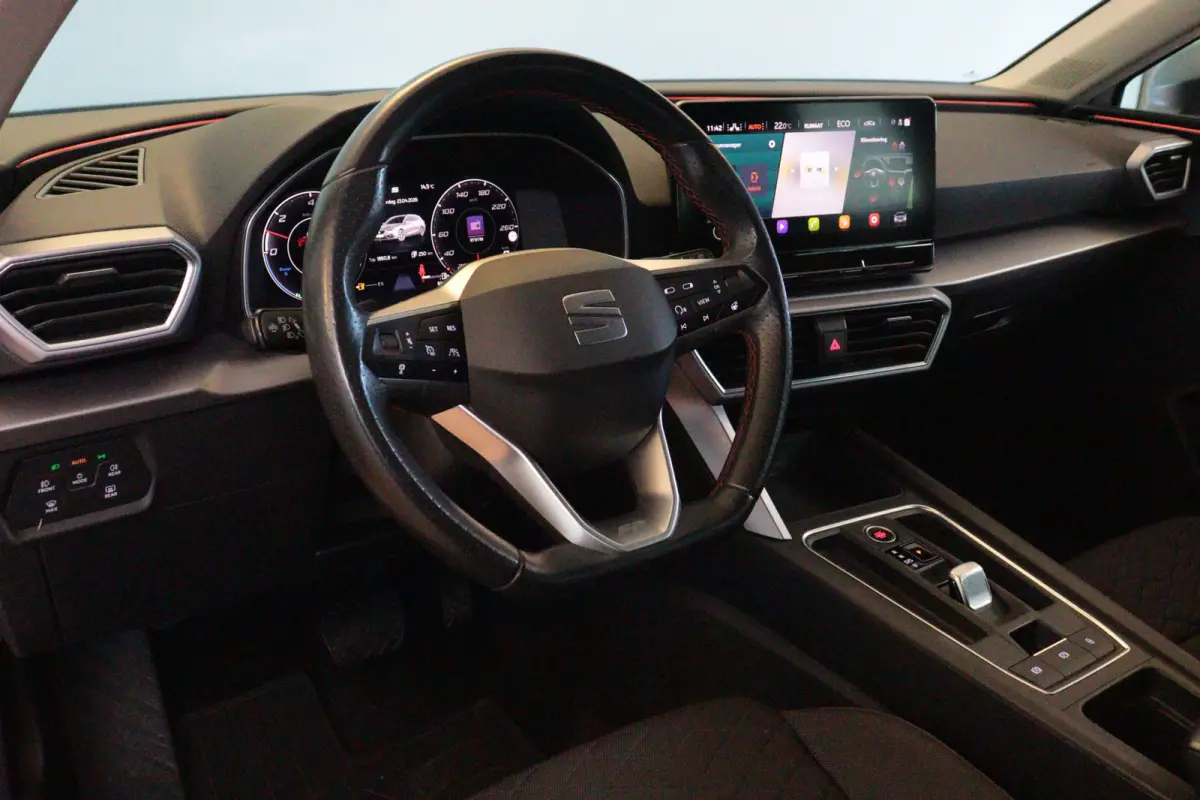 1.4 TSI eHybrid PHEV FR | NAVI / APPCONNECT | CAMERA + PDC | STUUR / STOELVERW | LANE-ASSIST | TREKHAAK INKL |