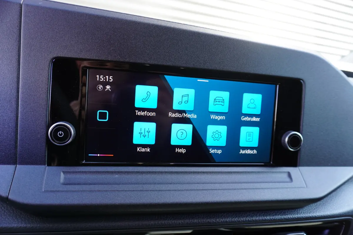 2.0 TDI Style Airco Cruise control Multifunctioneel stuurwiel Parkeersensoren