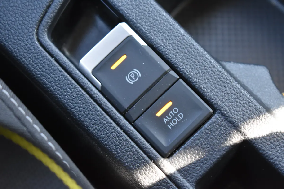 1.0 TSI 110PK Style | ADAPT. CRUISE | CLIMATE CONTROL | FULL LED | DAB+