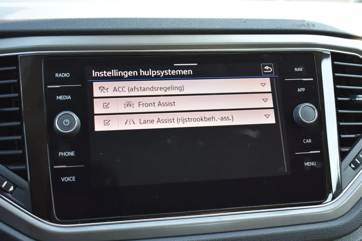 1.0 TSI 110PK Style | ADAPT. CRUISE | CLIMATE CONTROL | FULL LED | DAB+