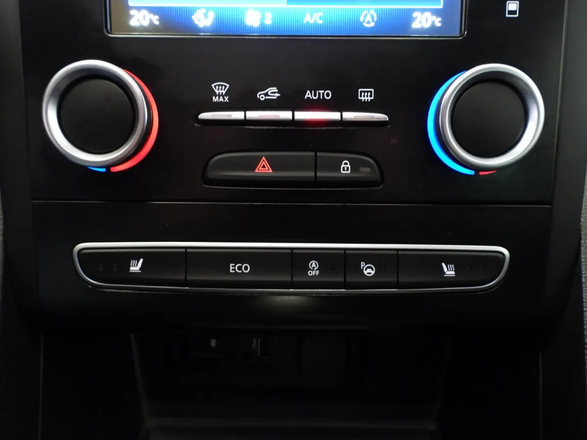 1.2 TCe Aut. GT-Line NAVI/CAMERA/CLIMA/LED/17"LMV!