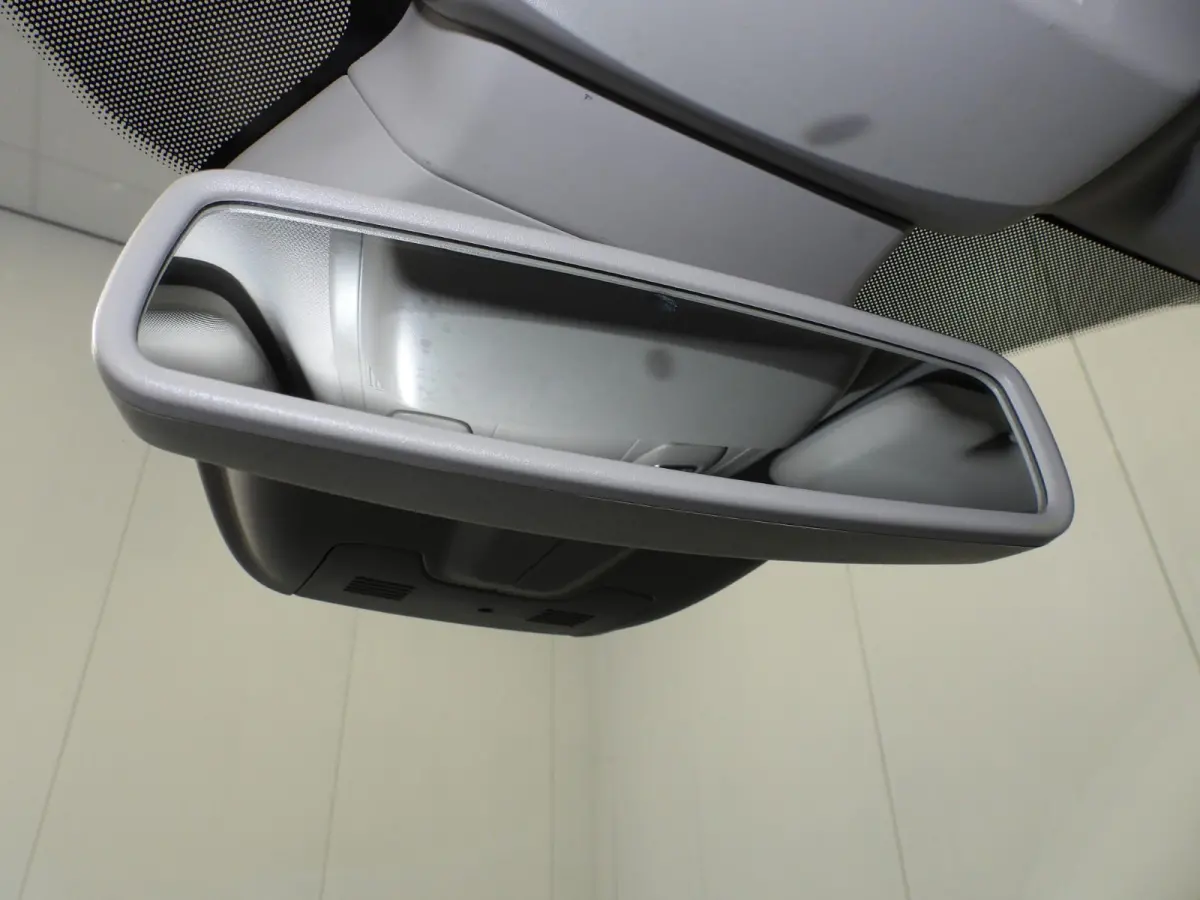 1.2 TCe Aut. GT-Line NAVI/CAMERA/CLIMA/LED/17"LMV!