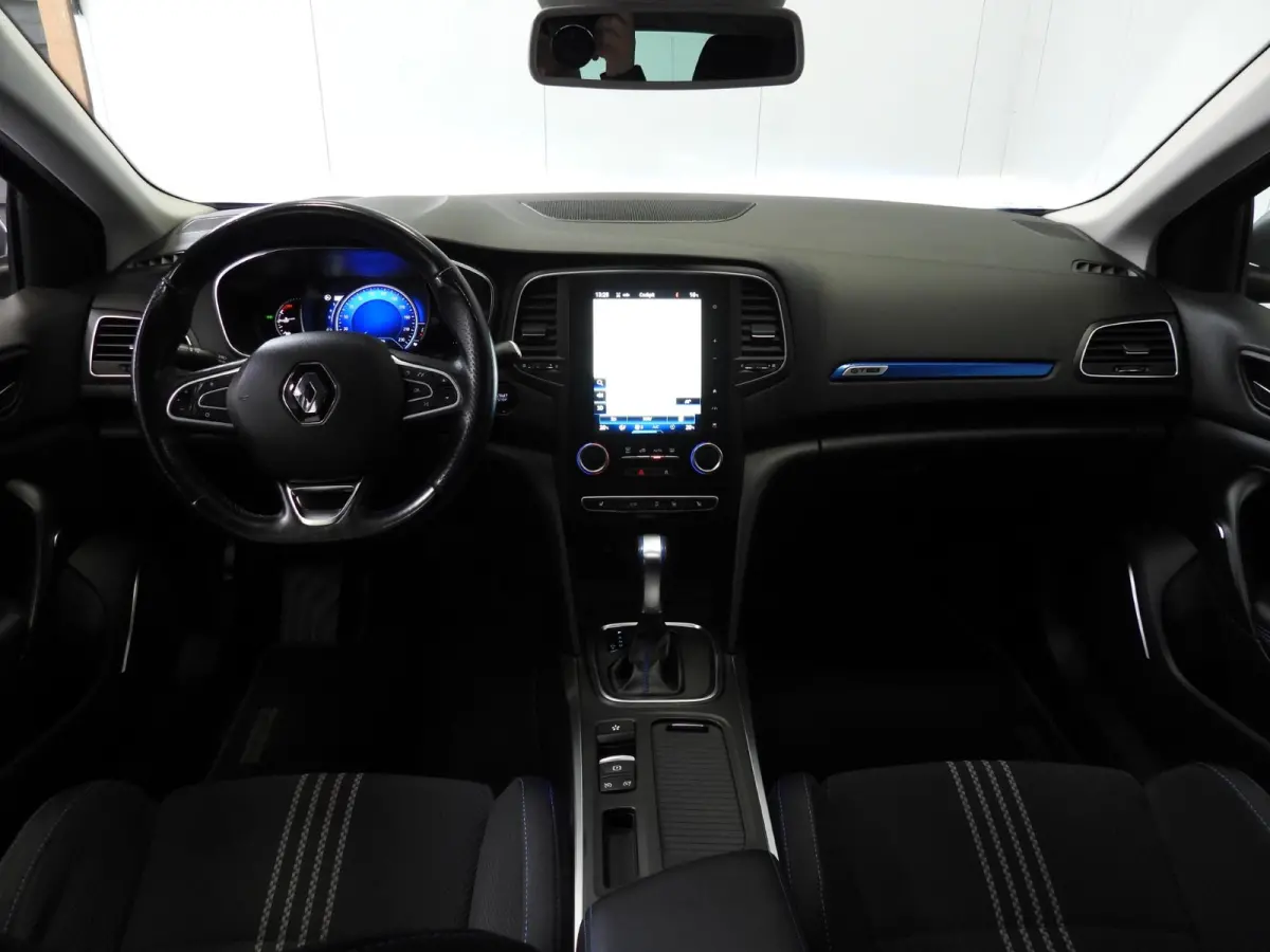 1.2 TCe Aut. GT-Line NAVI/CAMERA/CLIMA/LED/17"LMV!