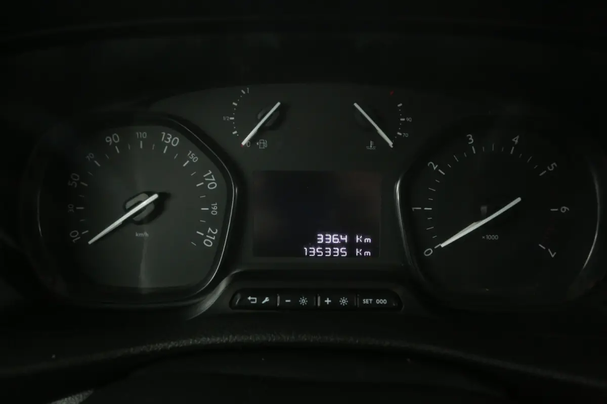 2.0 CDTI L3H1 | Marge | Airco | Cruise | 3 Zits | Trekhaak | Carplay | Parkeersens.