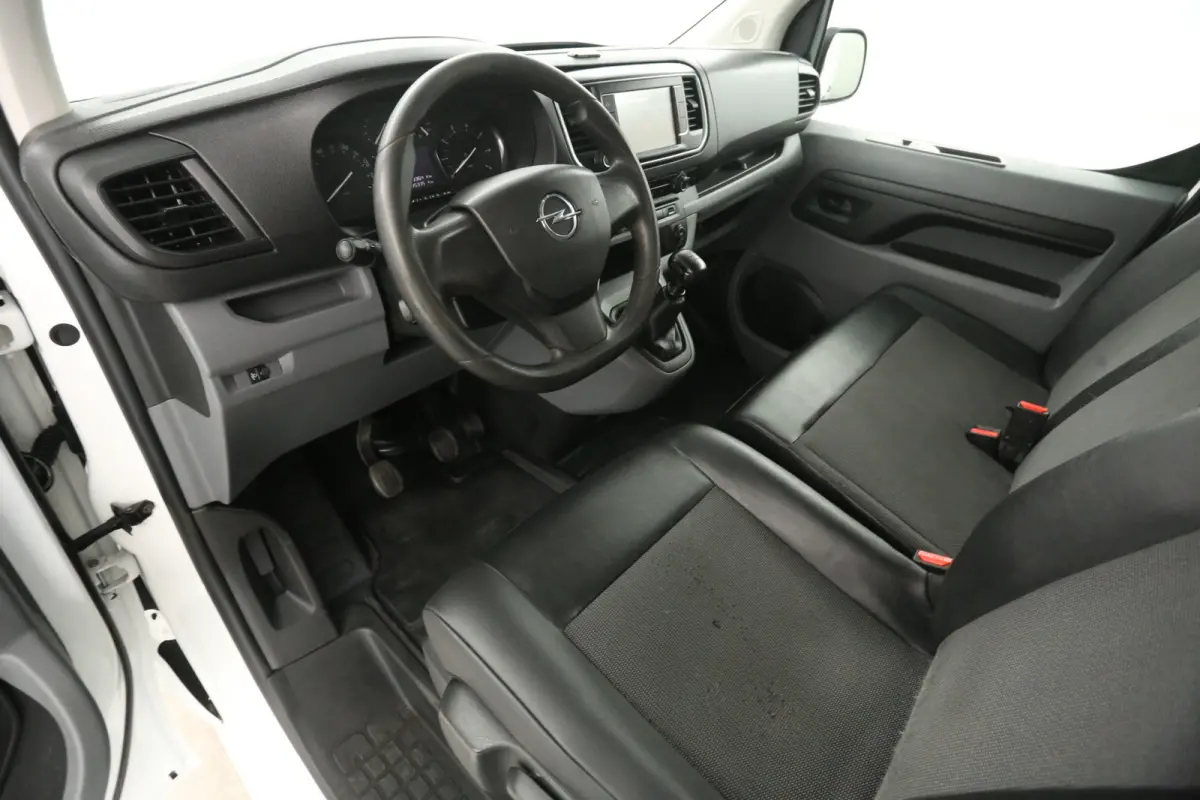 2.0 CDTI L3H1 | Marge | Airco | Cruise | 3 Zits | Trekhaak | Carplay | Parkeersens.