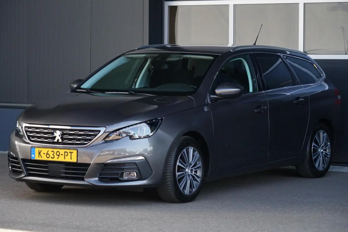 1.2 PureTech Blue Lease Allure, NL, nw dis. trekh.