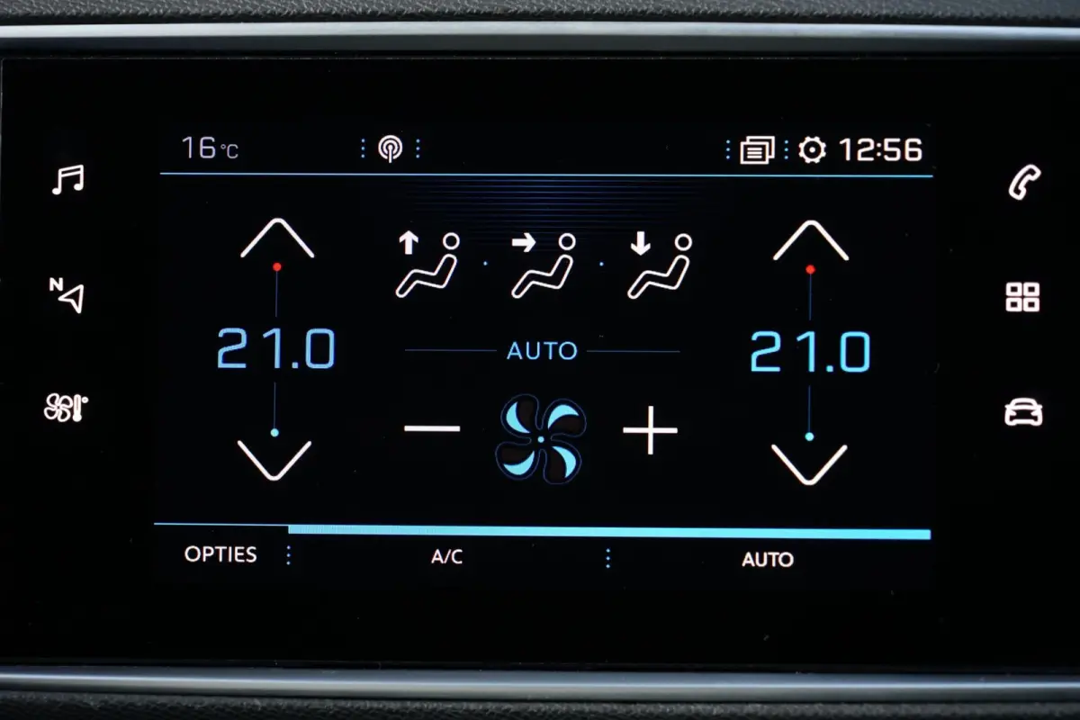 1.2 PureTech Blue Lease Allure, NL, nw dis. trekh.