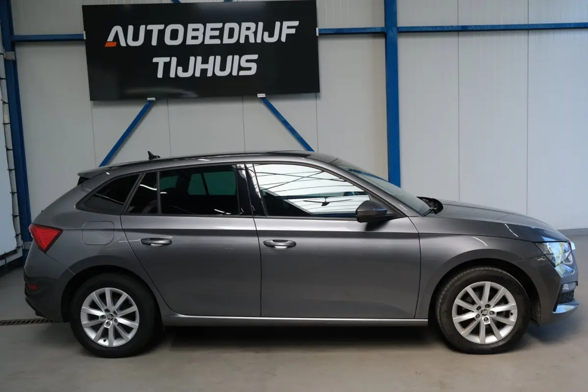 1.0 TSI Ambition - N.A.P. Airco, Carplay, Cruise, PDC.