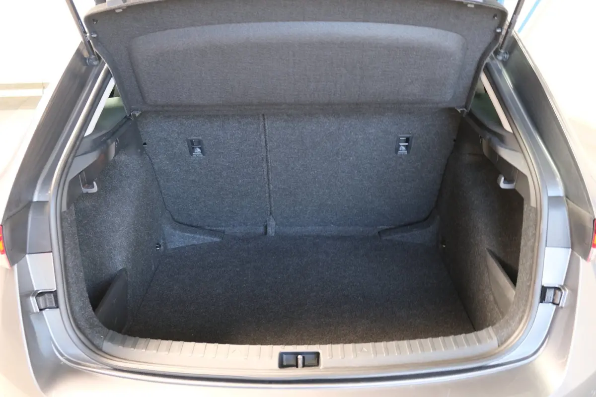 1.0 TSI Ambition - N.A.P. Airco, Carplay, Cruise, PDC.