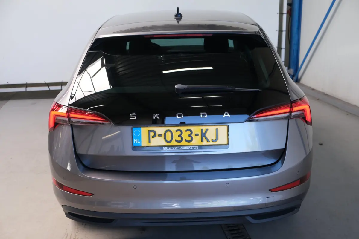 1.0 TSI Ambition - N.A.P. Airco, Carplay, Cruise, PDC.
