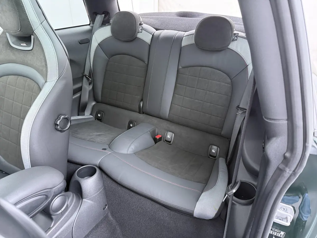 John Cooper Works JCW-Pack | Stoel- en Stuurverwarming | Adaptive Cruise | Harman Kardon | Panoramadak