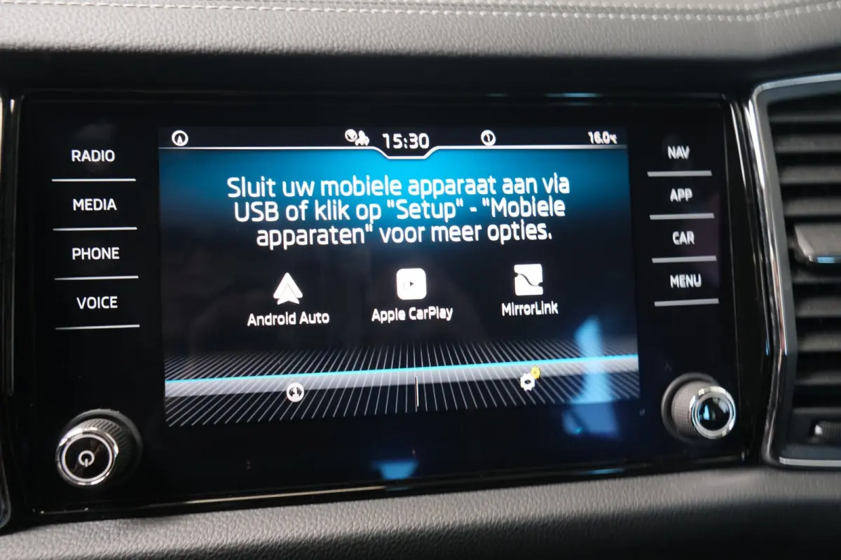 1.5 TSI Business Edition 7p. - N.A.P. Airco, Cruise, Carplay, PDC, Navi, Camera, Trekhaak.