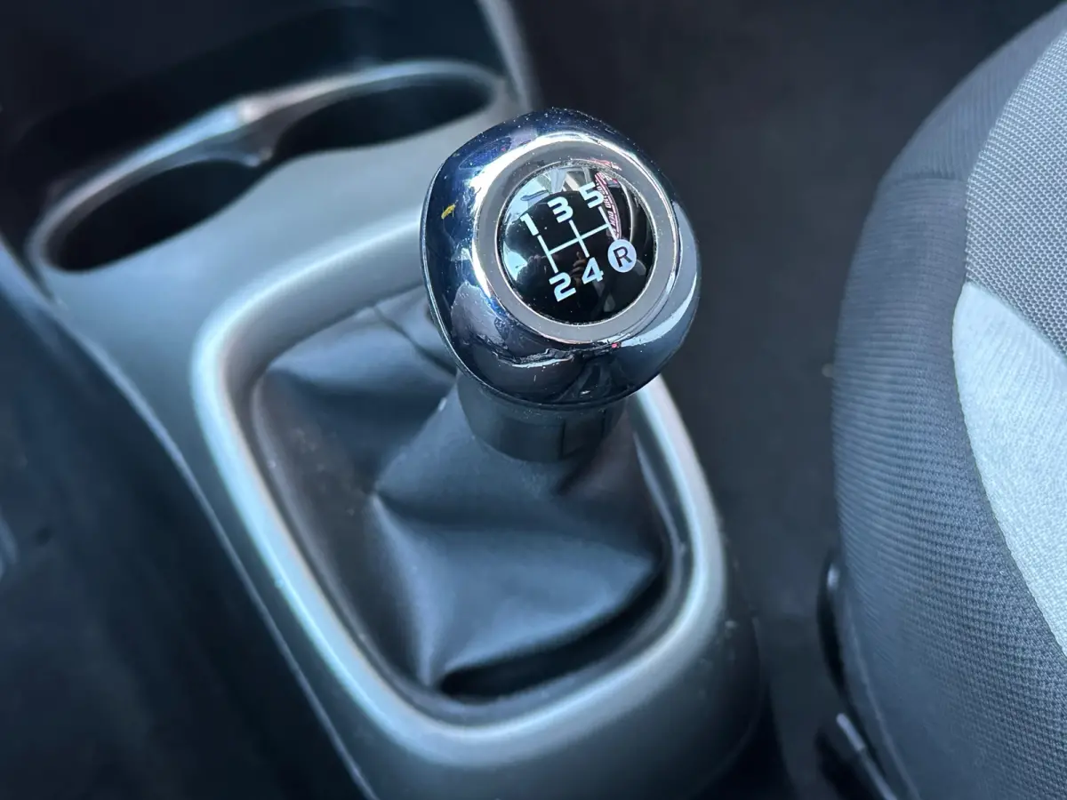 1.0 VVT-i x-play 5 Deurs Airco Camera