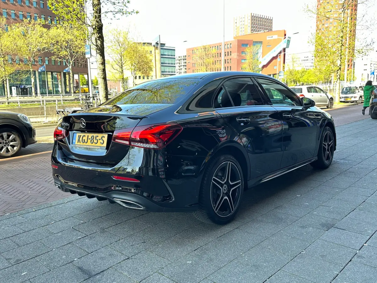 250 e Business Solution AMG Limited Carplay Sfeerverlichting