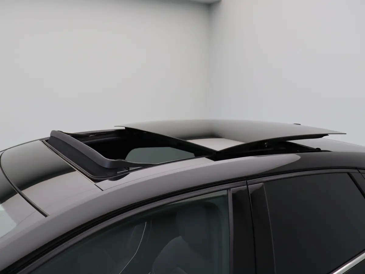 1.6 HEV AT Instyle | 1e Eigenaar | Adaptive cruise control | Apple carplay/Android auto | Climate control | Parkeersensoren voor/achter | Panorama dak | Stoelverwarming |