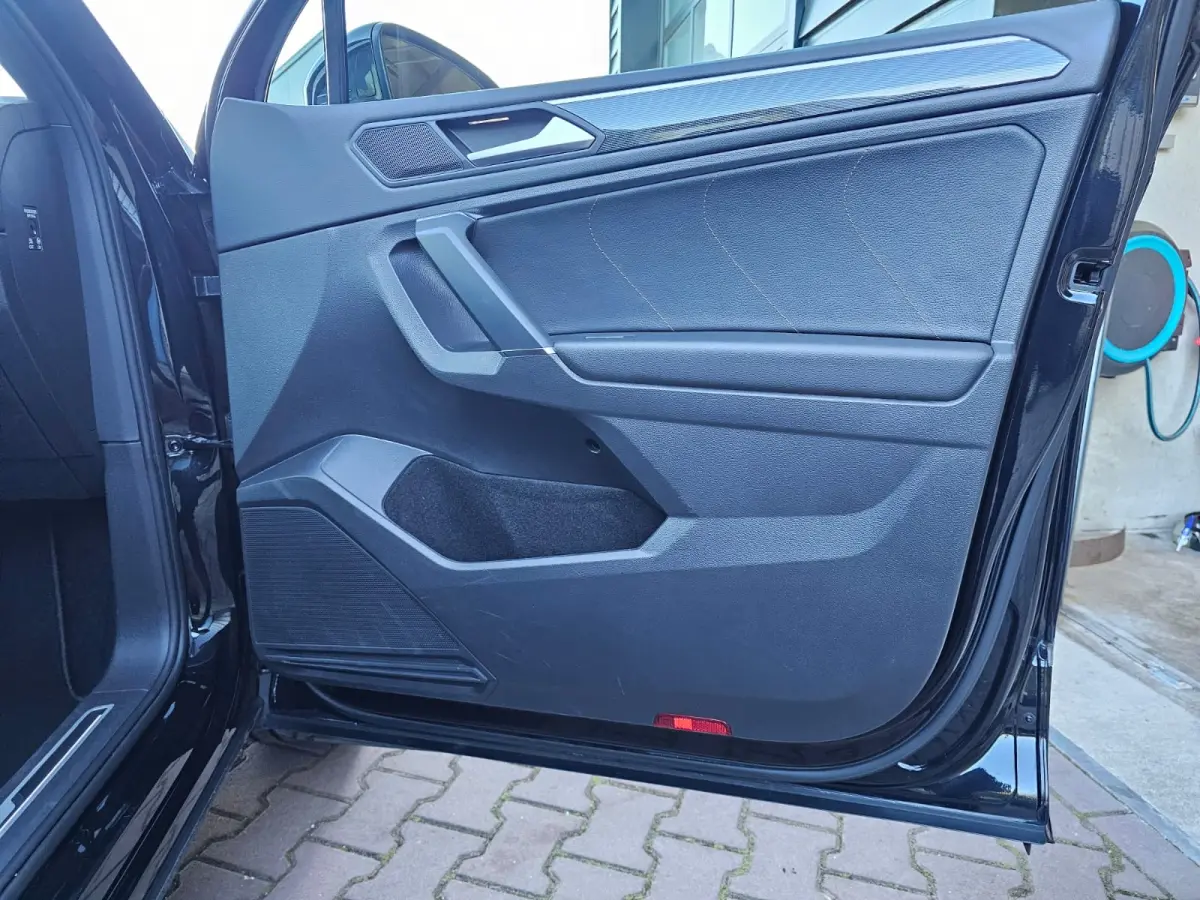 1.5 TSI Highline Business R-line 7p. | LED | Pano | Trekhaak | Leder | Stoelverwarming | Camera | ACC | App-connect | All-seasons | Vol |