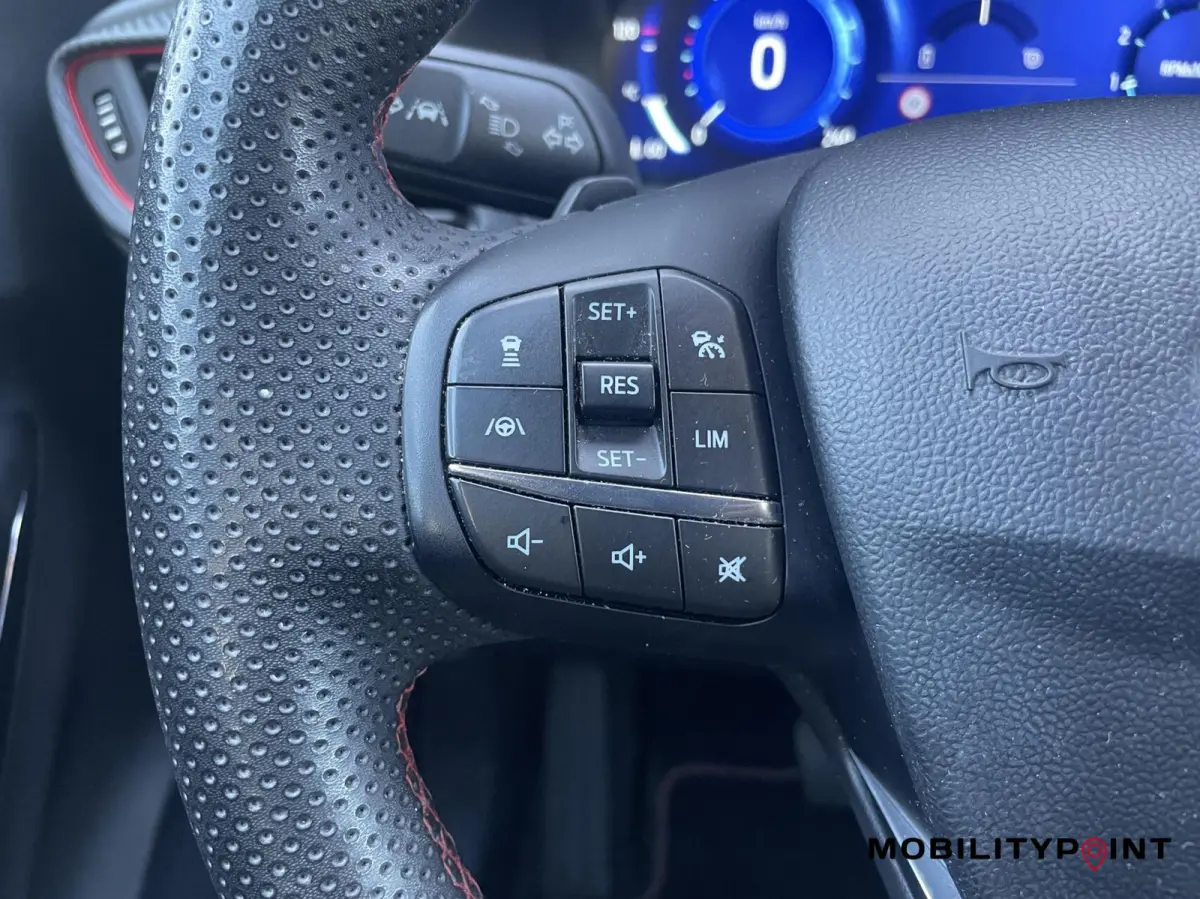 1.0 EcoBoost Hybrid|ST-Line|B&O|Blindspot|Camera