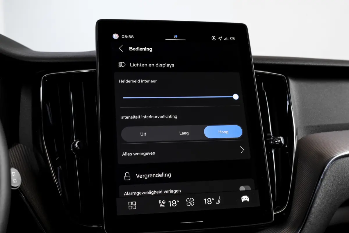 2.0 T8 Plug-in hybrid AWD Plus Black Edition | S/K Panodak | Harman/Kardon | Dig.Cockpit | Adapt.Cruise | Stoel-+Stuurverw. | Elek. stoelen | Camera | NAV+App.Connect | ECC | LM 21" | 6030