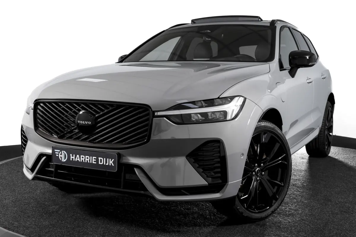 2.0 T8 Plug-in hybrid AWD Plus Black Edition | S/K Panodak | Harman/Kardon | Dig.Cockpit | Adapt.Cruise | Stoel-+Stuurverw. | Elek. stoelen | Camera | NAV+App.Connect | ECC | LM 21" | 6030