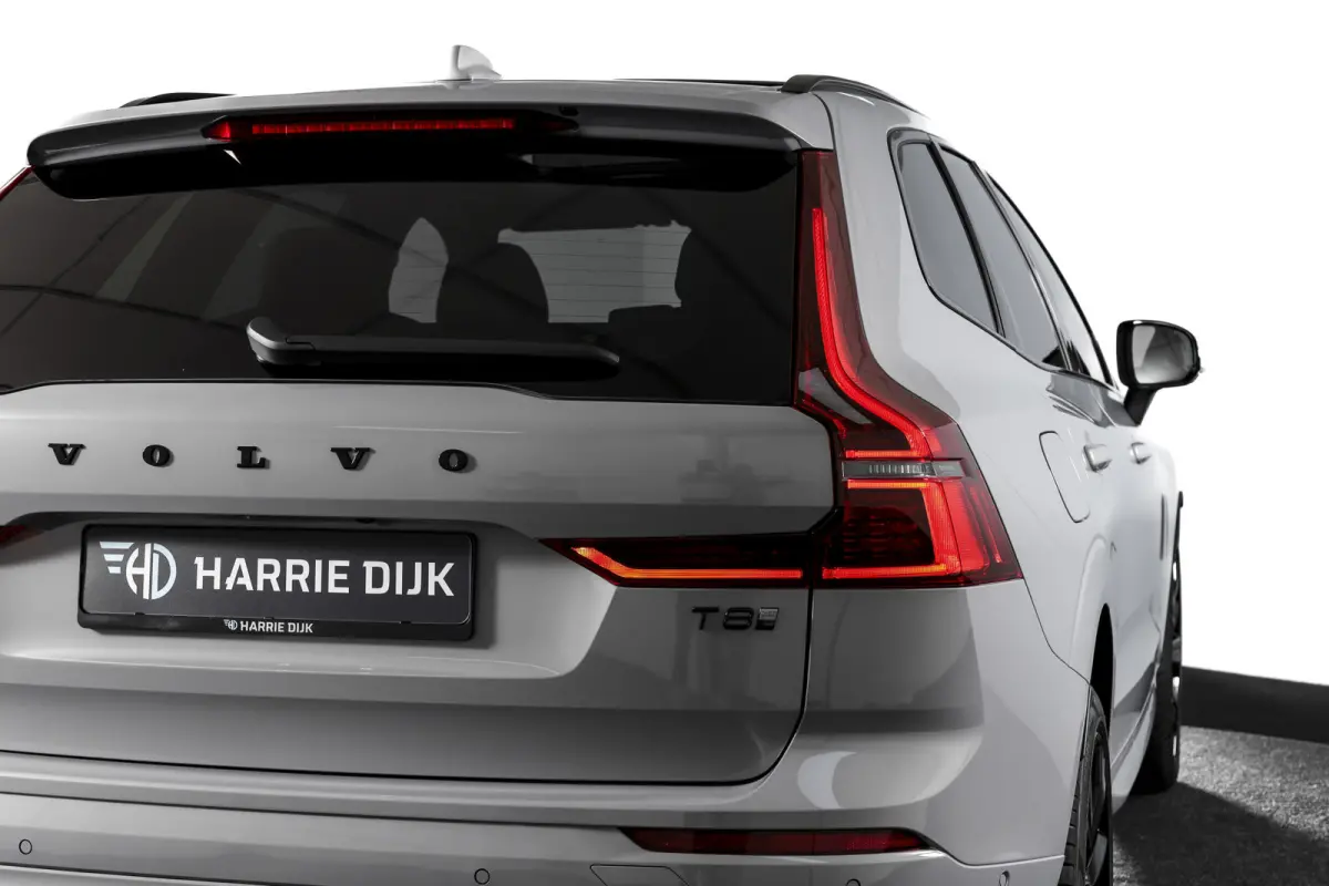 2.0 T8 Plug-in hybrid AWD Plus Black Edition | S/K Panodak | Harman/Kardon | Dig.Cockpit | Adapt.Cruise | Stoel-+Stuurverw. | Elek. stoelen | Camera | NAV+App.Connect | ECC | LM 21" | 6030
