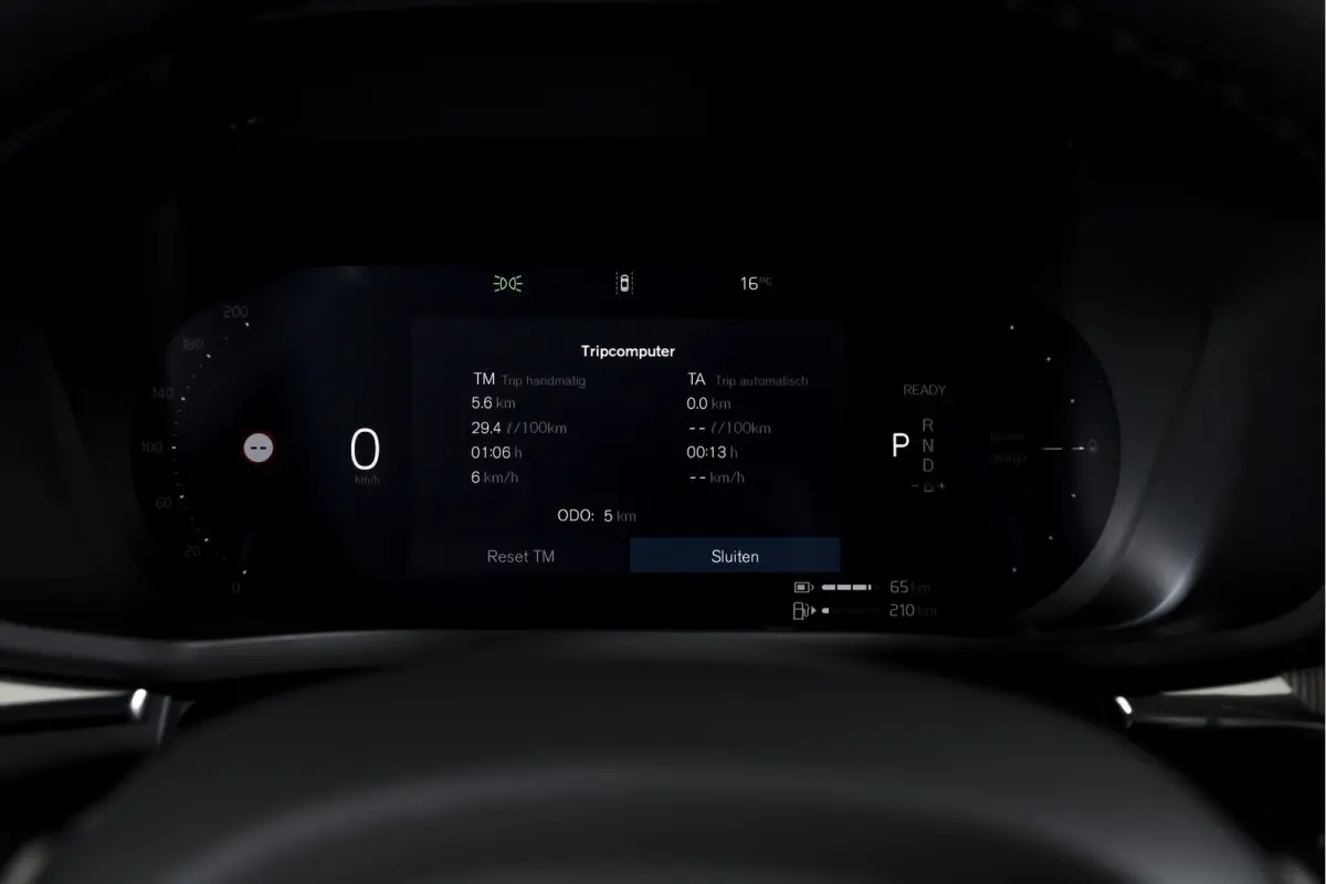 2.0 T8 Plug-in hybrid AWD Plus Black Edition | S/K Panodak | Harman/Kardon | Dig.Cockpit | Adapt.Cruise | Stoel-+Stuurverw. | Elek. stoelen | Camera | NAV+App.Connect | ECC | LM 21" | 6030