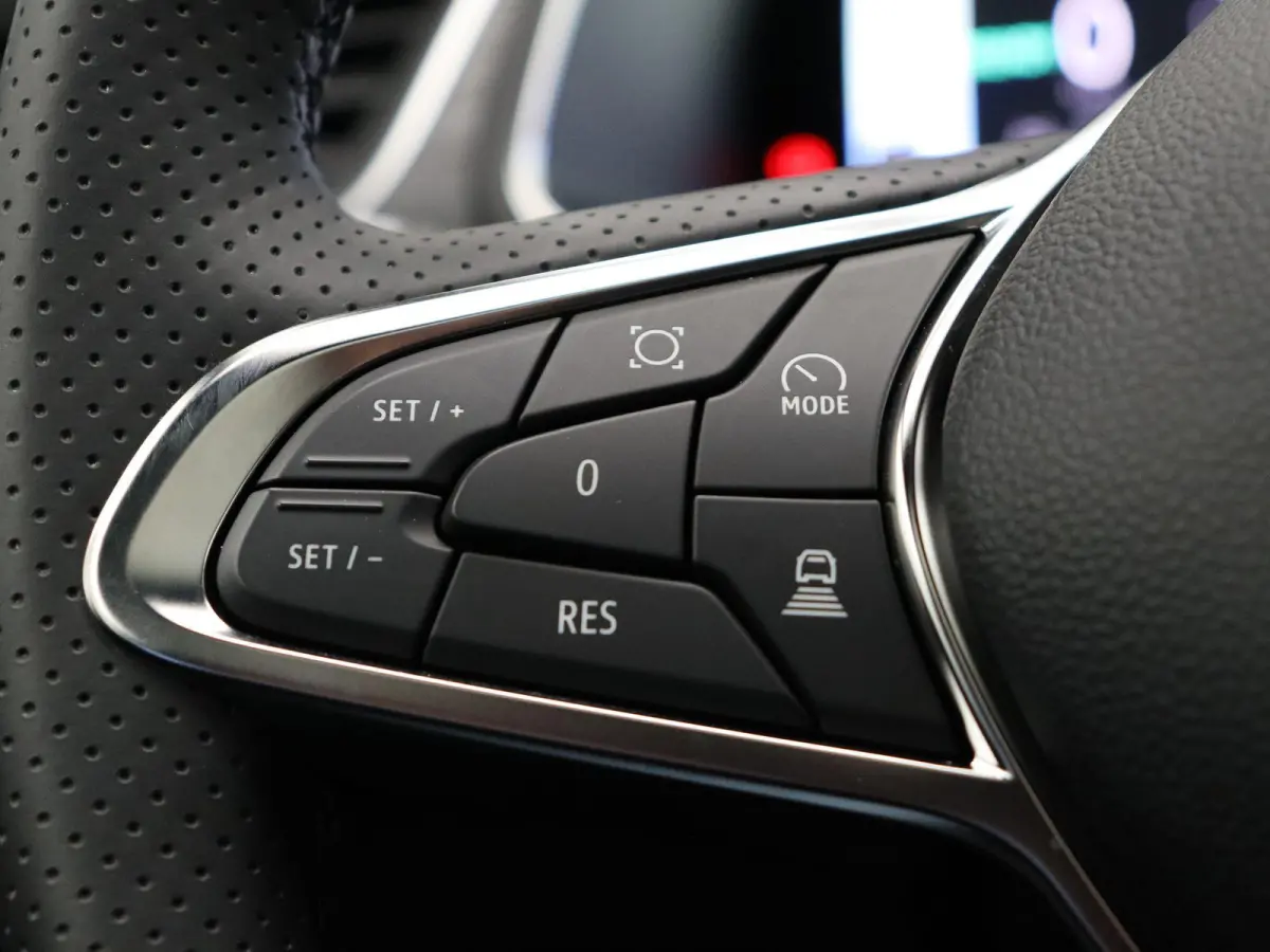 1.8 HEV AT 160pk Instyle | 1e Eigenaar | Panoramadak | Adaptive cruise control | Apple carplay/Android auto | Climate controle | Stoel verwarming | Lichtmetalen velgen 18'' |