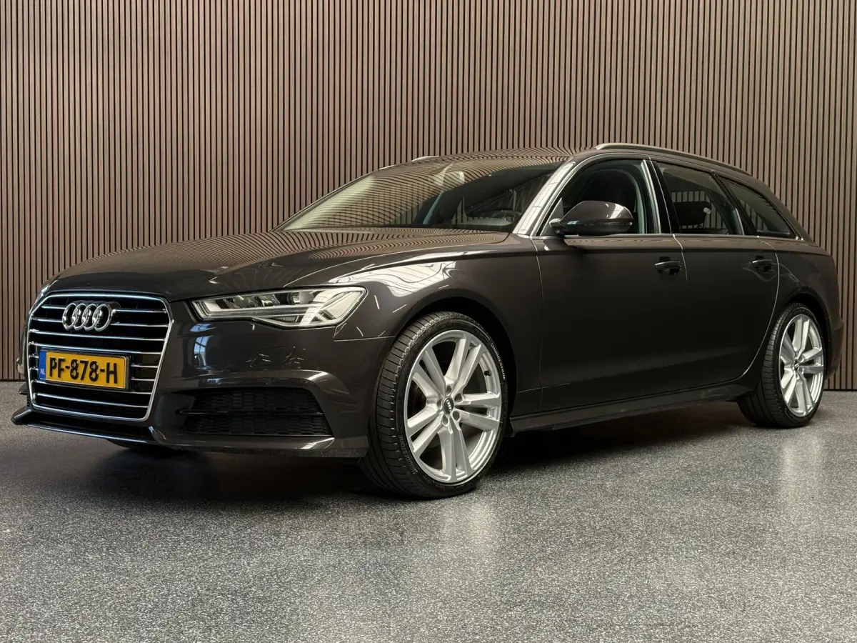 1.8 TFSI ultra Lease Edition Automaat | Dealer onderhouden | Navi