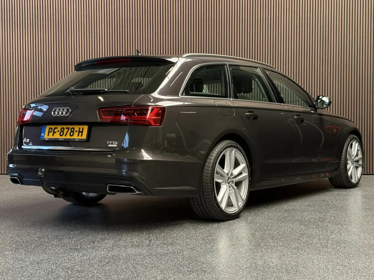 1.8 TFSI ultra Lease Edition Automaat | Dealer onderhouden | Navi