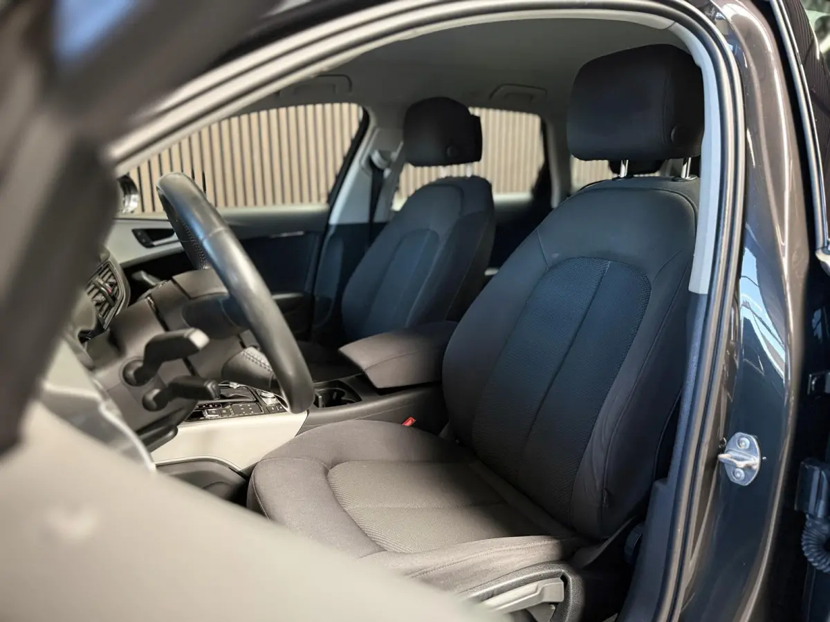 1.8 TFSI ultra Lease Edition Automaat | Dealer onderhouden | Navi