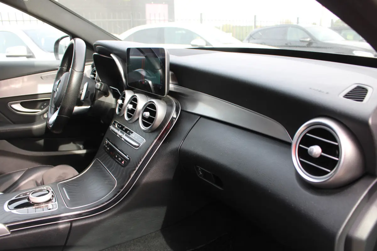 160 AUT9 AMG NIGHT PAKKET PANORAMADAK 360-CAMERA 19'' NL AUTO
