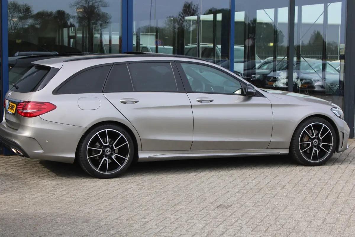 160 AUT9 AMG NIGHT PAKKET PANORAMADAK 360-CAMERA 19'' NL AUTO
