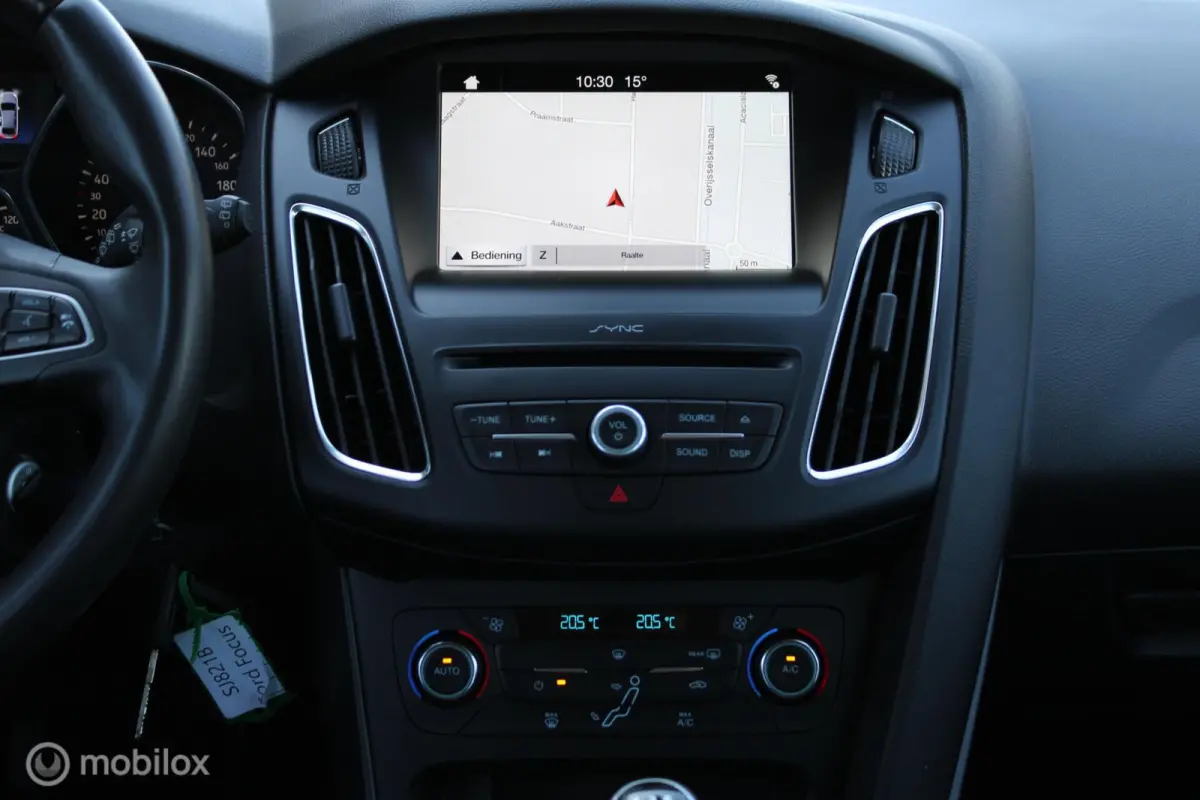 1.0 Turbo Lease Edition, Navi, App connect, Pdc, Cruise, Clima, Telefoon