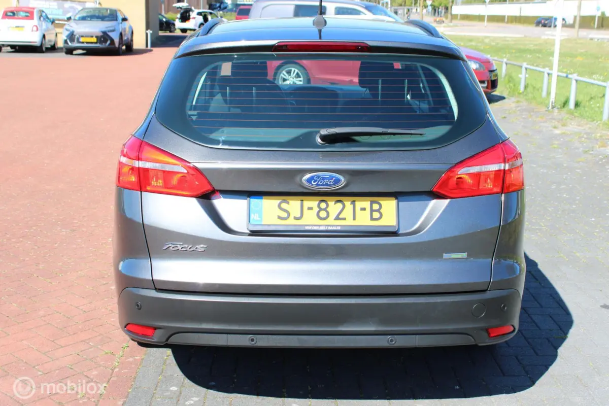 1.0 Turbo Lease Edition, Navi, App connect, Pdc, Cruise, Clima, Telefoon